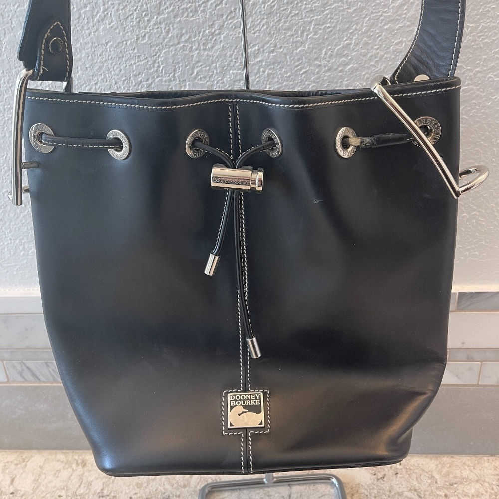 Dooney & Bourke Black Bucket Handbag‎